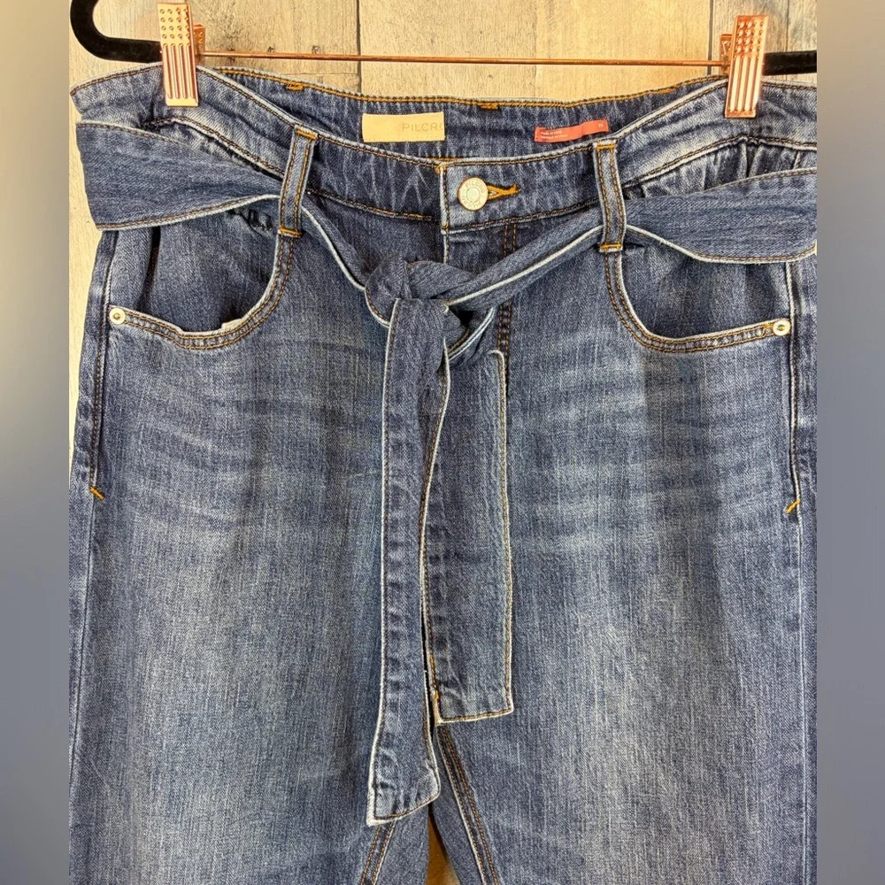 Anthropologie Pilcro Ultra High Rise Relaxed Pull On Jeans Tie Waist Size 29.